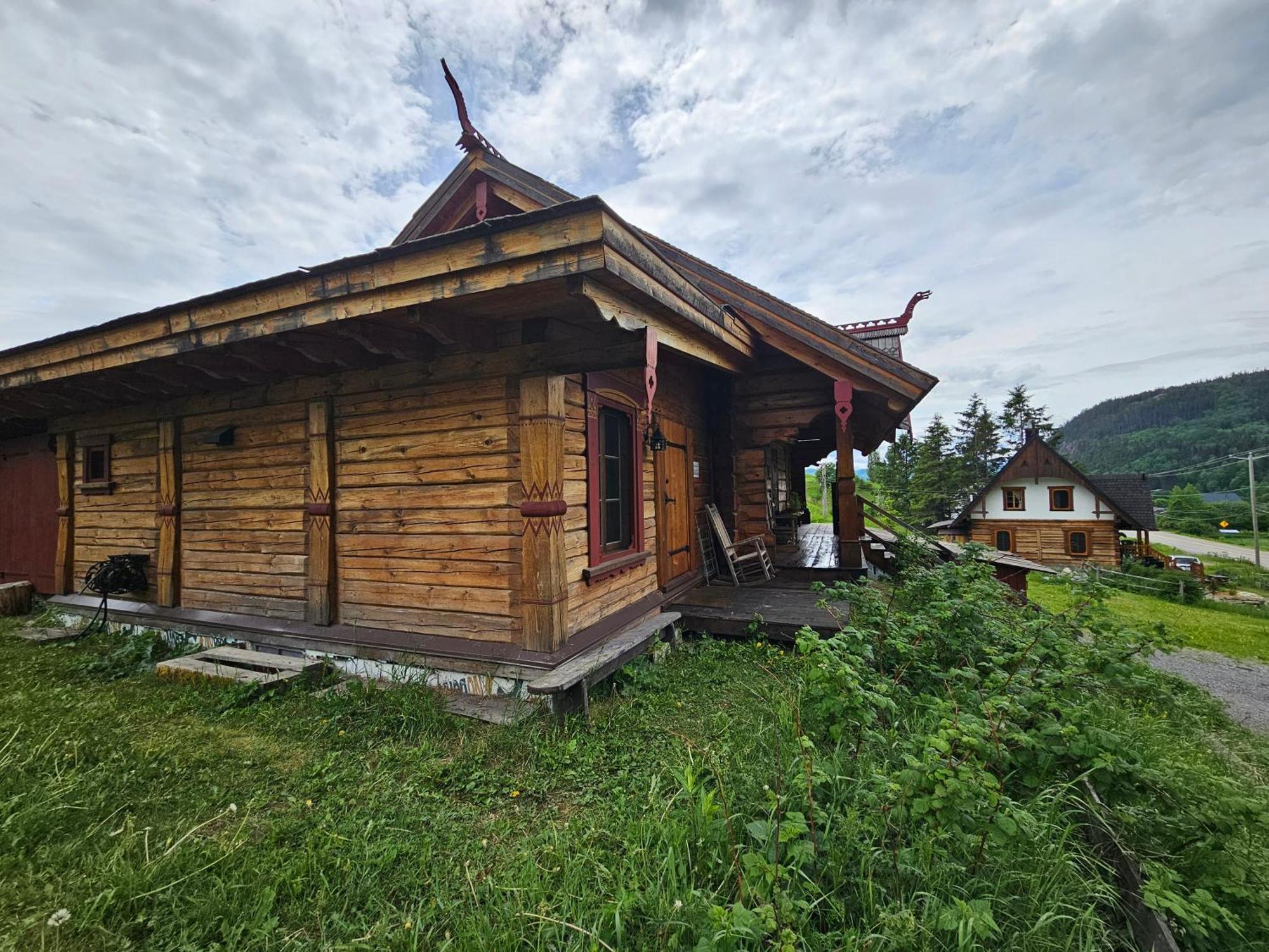 Le Repaire Viking Bed & Breakfast แซ็งต์-โรส-ดู-นอร์ ภายนอก รูปภาพ